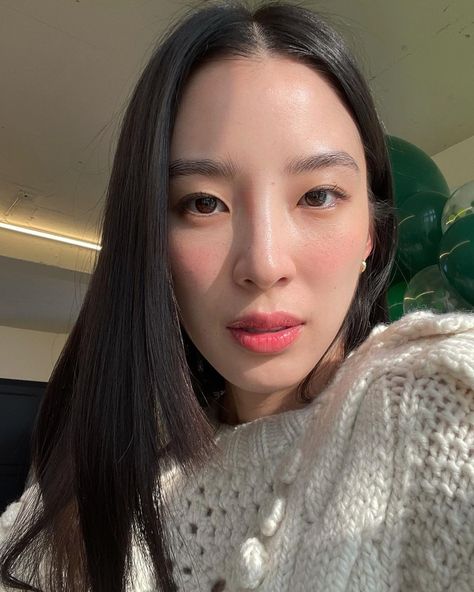 Instagram Vs Reality, Irene Kim, Korean Girl, Instagram Photos, Celebrities, Makeup, Instagram, Make Up