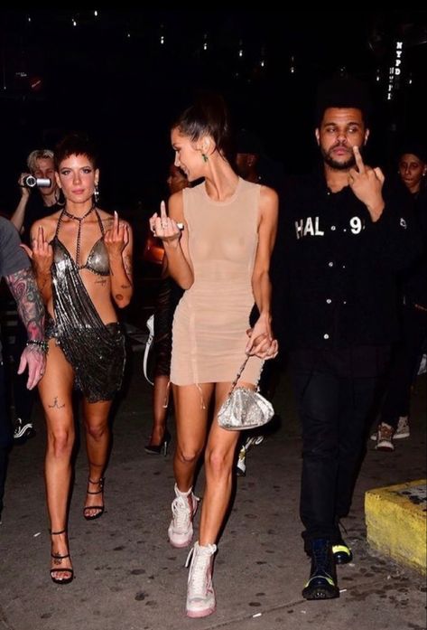 Abel And Bella, Celebrity Street Style, Halsey, Kardashian Jenner, The Weeknd, Bella Hadid, Video Editor, Fashion Model, Kylie Jenner