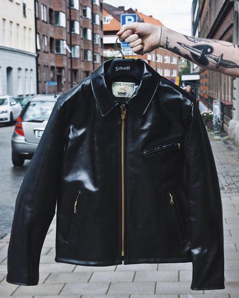 Schott Leather Jacket, Schott Jacket, Ideal Wardrobe, Style Reference, Concept Clothing, Mens Fashion Rugged, Leather Jacket Outfits, Men's Leather Jacket, Racing Jacket