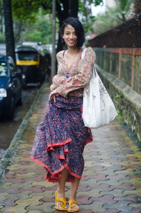 india street style - Fasion translated to the streets .Personal style and self confidence go hand in hand. #streetstyle #personalstyle #streetstyleparis #streetstylechic #streetstylenewyork #streetstylecasual #streetstylesimple