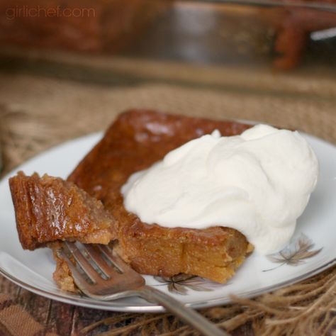 Persimmon Pudding Persimmon Pulp, Baked Pudding, Persimmon Cookies, Persimmon Pudding, Fall Eats, Persimmon Recipes, Winter Dessert, Travel People, Scones Ingredients