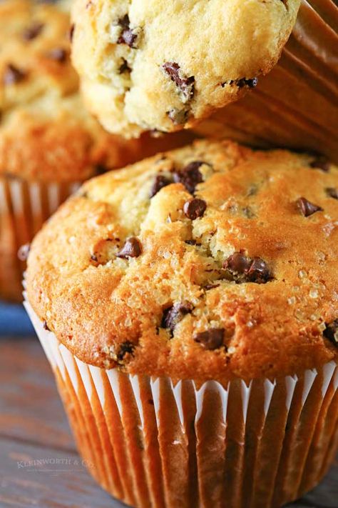 Choc Chip Muffins Recipe, Muffins With Sour Cream, Banana Choc Chip Muffins, Cruffin Recipe, Coconut Bread Recipe, Banana Carrot Muffins, Choc Chip Muffins, Buttermilk Muffins, Breakfast Chocolate