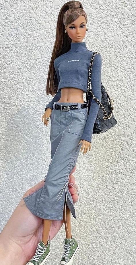 Barbie Doll Customization, Custom Barbie Clothes, Custom Barbie Dolls, Barbie Summer Outfits, Barbie Outfits Doll, Barbie Doll Outfits, Custom Doll Clothes, Accessoires Barbie, Sewing Barbie Clothes