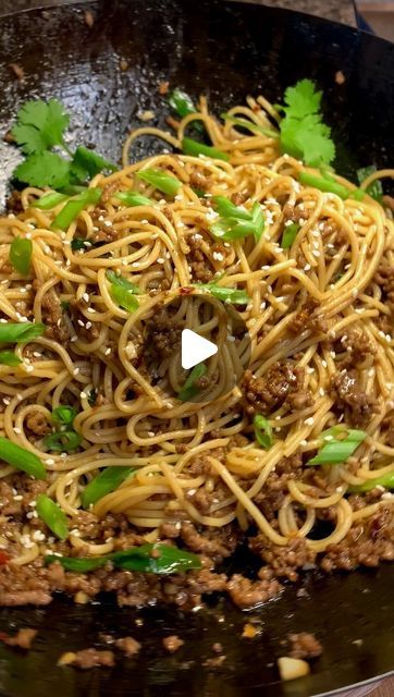 Ryan Pauly on Instagram: "Mongolian beef and noodles recipe 🍜 🥬 full recipe 👇   This is a super easy weeknight meal that can be ready in 20 minutes.   Ingredients   1 lb ground beef 93% lean 4 garlic cloves minced 1 tablespoon ginger 1 bunch green onions  Sauce 1/4 cup hoisin  1 tablespoon brown sugar (adjust to desired taste) 4 tablespoons soy sauce 1 tablespoon rice wine vinegar 1 teaspoon sesame oil 1 tablespoon cornstarch 1/2 cup @kettleandfire bone broth beef flavor 1 tablespoon red chili flakes (add more or less)  Garnished with sesame seeds Green onion (Siracha, cilantro and lime optional just what I like to add)  #mongolianbeef #mongolianbeefrecipe #mongolianbeefnoodles #takeoutrecipes #recipe #recipes #recipeshare #recipeoftheday #noodles #easyrecipes #dinner #dinnerideas #dinn Chinese Minced Beef Recipes, Ground Beef Noodles Recipes, Mince Meals, Mongolian Noodles, Bone Broth Beef, Mongolian Ground Beef Noodles, Beef And Noodles Recipe, Paleo Diet Meal Plan, Minced Beef Recipes