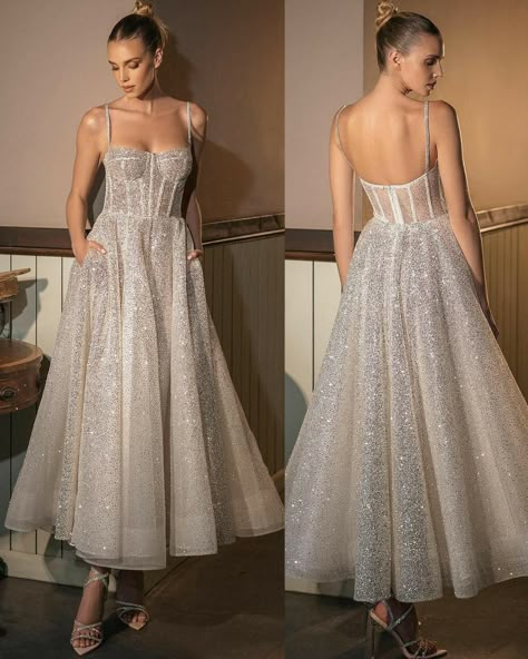 Yule Ball Dresses, Fancy Prom Dresses, Short Wedding Guest Dresses, Plus Wedding Dresses, Midi Wedding Dress, Second Wedding Dresses, Sparkly Wedding Dress, Mini Prom Dresses, Sparkle Wedding Dress