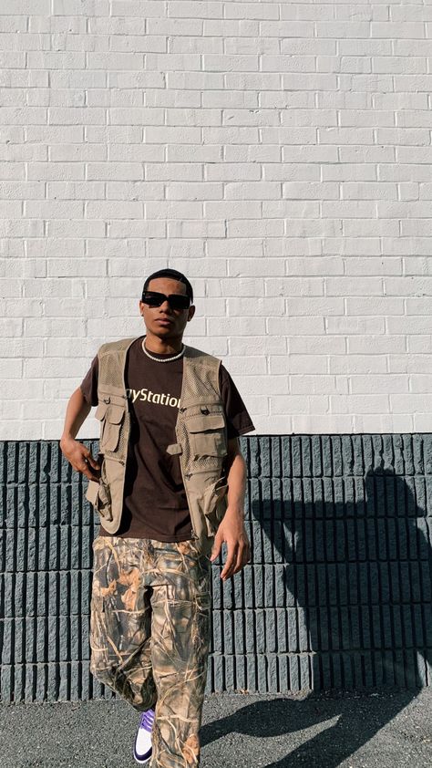 Mens Cargo Vest Outfit, Tactical Vest Outfits Men, Fishing Vest Outfit Streetwear, Camp Flog Gnaw Outfits Men, Vest Outfit Streetwear, Cargo Vest Outfit Men, Men Vest Outfits Casual Street Styles, Cargo Vest Outfit, Utility Vest Outfit Streetwear