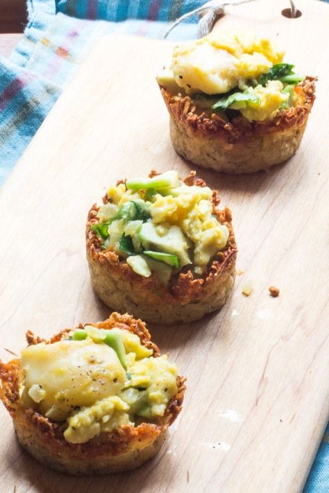 Hash Browns Poutine Cups Filled with Egg, Avocado, and Cheese Curd Scramble Cheese Curds Recipe, Avocado Scrambled Eggs, Veg Breakfast, Hash Brown Cups, Cheddar Cheese Curds, Campfire Snacks, Cheese Curd, Egg Scramble, Egg Avocado