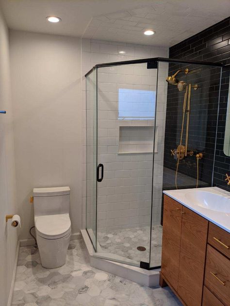 Everything You Need to Know About Neo Angle Showers - RWC Angled Bathroom Layout, Neo Angle Shower Bathroom Remodel, Corner Stall Shower Ideas, Angled Walk In Shower Ideas, Corner Shower Bathroom Remodel, Corner Shower Update, Neo Shower Ideas, Neo Angle Corner Shower Ideas, Glass Shower Next To Toilet