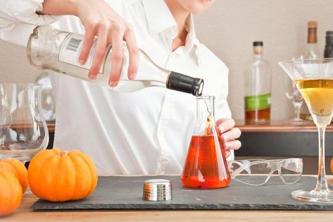 Five Costume Ideas for Bartenders Working on Halloween | eHow Bartender Halloween Costumes Ideas, Halloween Costumes For Bartenders, Bartender Halloween Costumes, Bartender Funny, Reuse Old Clothes, Diy Cut Shirts, Old Sheets, Sewing Machine Thread, Tshirt Rug