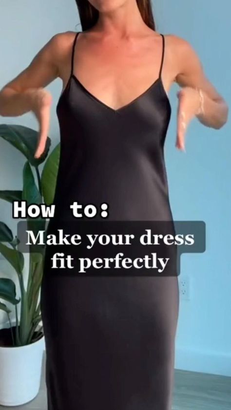 Clothes Life Hacks, Dress Hack, Diy Clothes Hacks, Baggy Dresses, Shirt Hacks, Big Dresses, Bra Hacks, Dress Tight, Look Formal