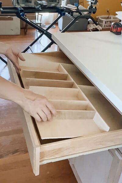 Diy Cabinet Organizer, Drawer Fronts Ideas Diy, Silverware Storage No Drawer, Placemat Storage Ideas, Drawers In Pantry, Custom Kitchen Drawers, Kitchen Drawer Inserts, Pull Out Kitchen Storage, Small Drawer Organizer