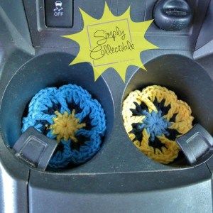 Flower Cup Holder Coasters free crochet patterns - 10 Free Coaster Crochet Patterns Camping Craft, Car Crochet, Crochet Decorations, Crochet Flower Headbands, Crochet Puff Flower, Crochet Appliques, Crazy Person, Crochet Decor, Crochet Flowers Easy