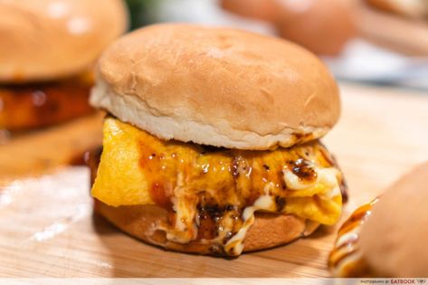 Ramly Burger Recipe: Make The OG Pasar Malam Burger From Scratch With Simple Ingredients - EatBook.sg - New Singapore Restaurant and Street Food Ideas & Recommendations Ramly Burger, Chicken Burger Recipe, Chicken Burgers Recipe, Chicken Burger, Chicken Patties, Singapore Food, Malaysian Food, Burger Recipe, Burgers Sandwiches