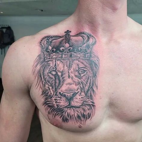 King Lion With Crown Tattoo Lion With Crown Tattoo Design, Lion Crown Tattoo, King Lion Tattoo, Lion With Crown Tattoo, Lion With Crown, Tattoo Over Scar, Crown Tattoo Design, Lion Tattoos, Lion Head Tattoos