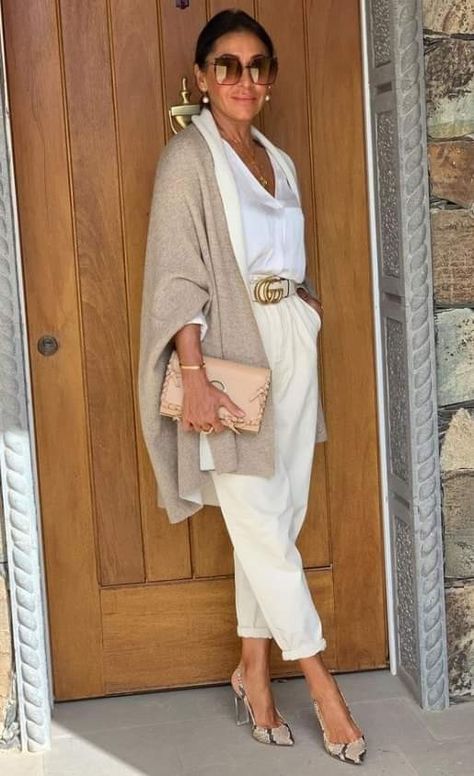 Mode Over 50, Hormonal Imbalance, Stylish Outfits For Women Over 50, Over 60 Fashion, 60 Fashion, Mode Casual, Over 50 Womens Fashion, Style Blogger, Casual Chic Outfit