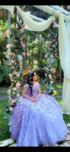 Quince Decorations Purple, Light Purple Quinceanera Dresses, Lilac Quince, 15 Party Ideas Quinceanera, Purple Quince Dress, Lilac Quinceanera Dresses, Purple Quinceanera Theme, Butterfly Quince, Enchanted Forest Quinceanera Theme