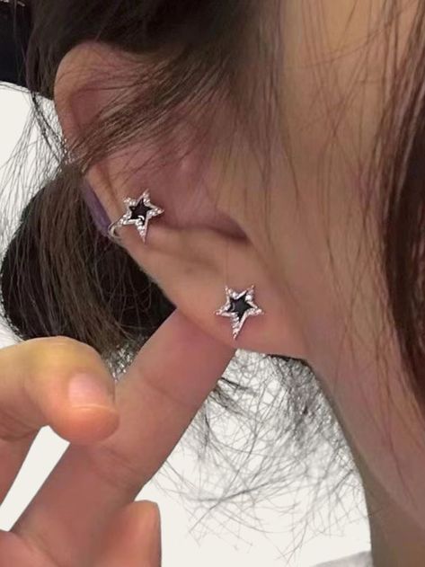 Black Superstar, Pretty Ear Piercings, Copper Plating, After Care, Preppy Jewelry, Cute Ear Piercings, Jewelry Accessories Ideas, Classy Jewelry, Ear Cuffs