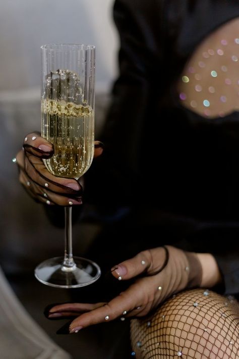 New Year Photoshoot, Best Champagne, Christmas Shoot, Dark Feminine Aesthetic, Luxe Life, Feminine Aesthetic, Glitz And Glam, How To Pose, Money Mindset