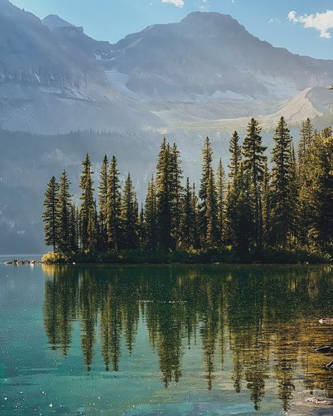 This lake has quickly become one of my favourite views in Banff 😍 it’s a really easy hike with such a beautiful payoff with a massive lake surrounded by some beautiful Rocky Mountains 😍🏔️ 📍 Boom Lake, Banff National Park 🗺️ Distance: 10.3 km, out & back 🏔️ Elevation Gain: 441 meters #banffnationalpark #hikingadventures #findyourhappiness #womenwhoexplore #travelalberta Fall 24, G Adventures, Vision Boards, Banff National Park, Out Back, Rocky Mountains, Best Self, The Great Outdoors, My Favourite