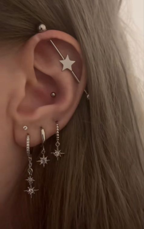 Minimal Industrial Piercing, Ear Full Of Piercings Silver, Ear Stacks With Industrial, Peircings Women Silver, Ear Style Silver, Clean Girl Ear Piercings, Ear Inspo Silver, Alternative Ear Piercings, Silver Ear Piercing Stack