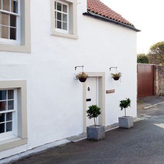 country cottage | renovation | Ideal home | housetohome Farmhouse Cottage Exterior, Farmhouse Style Living Room, Farmhouse Renovation, Exterior House Color, Cottage Renovation, Cottage Exterior, Farmhouse House, Cottage Interiors, Farmhouse Interior