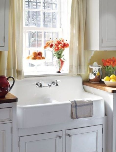 Sinks Interesting High Back Farmhouse Sink Vintage High Back Sink High Back Kitchen Sink Cocina Shabby Chic, Vintage Kitchen Accessories, Kitchen Sink Design, Mediterranean Kitchen, Tuscan Kitchen, Mediterranean Home Decor, Farm Sink, Farmhouse Sink Kitchen, Sink Design