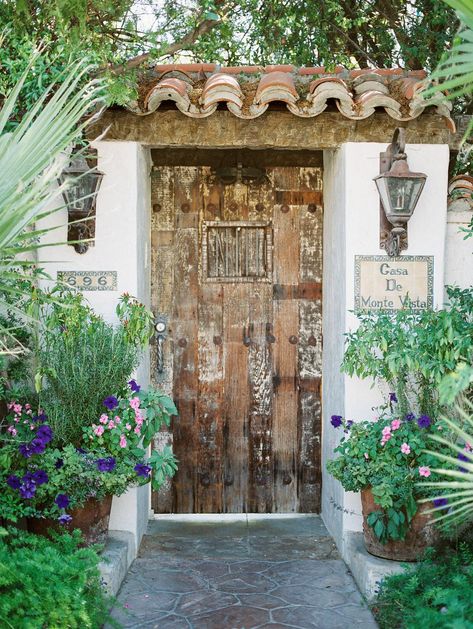 The Bridesmaids Carried Wreaths for this Spanish Garden Wedding Spanish Garden Hacienda Style, Shed Exterior Ideas, Alfresco Wedding, Spanish Garden, Garden Arbor, Taco Bar, Spanish Style Homes, Hacienda Style, House Outside Design