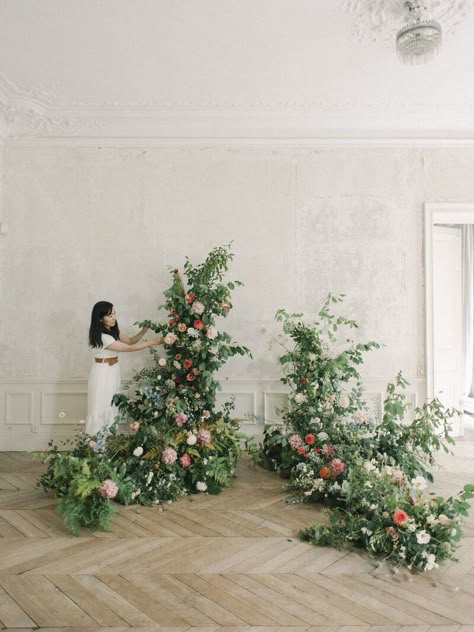 Floral Arch Wedding, Wedding Reception Flowers, Flower Installation, Floral Design Studio, Floating Flowers, Parisian Apartment, Ceremony Inspiration, Floral Arrangements Wedding, Ceremony Arch