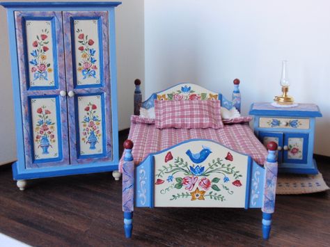 Bavarian Folk Art Furniture | Bavarian folk art - handpainted bed room set Antique Folk Art Furniture, Folk Bedroom, Bavarian Folk Art, Folk Art Furniture, Bed Room Set, Painted Beds, Unique Bedroom, Blue Furniture, House Bedroom