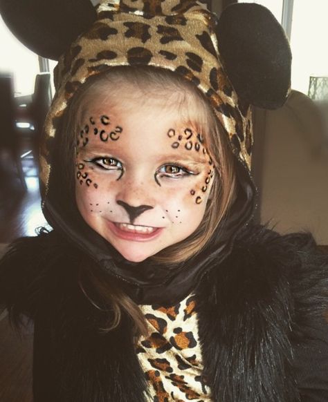 Little girl Cheetah Makeup Cute Halloween makeup Leopard Makeup Halloween Kids, Lepord Makeup Kids, Kids Cheetah Makeup, Halloween Makeup Baby Girl, Kids Cheetah Face Paint, Kids Halloween Makeup Girls Cute, Cheeta Face Paint, Face Paint Leopard, Face Painting Cheetah