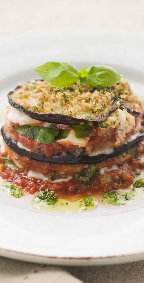 Crockpot Eggplant, Eggplant Parmigiana Recipe, Slow Cooker Eggplant, Beef Ragu Recipe, Crock Pot Tortellini, Parmigiana Recipe, Zucchini Recipes Baked, Eggplant Parmigiana, Slow Cooker Baking