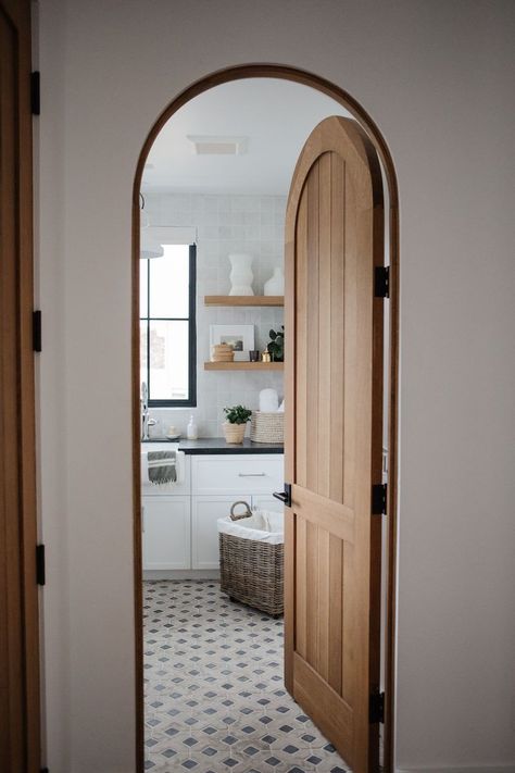 2024 Trend: Arched Hallways and Custom Doors - Becki Owens Blog Arched Doors Interior Living Rooms, Curved Door Design, Rounded Interior Doors, Arched Door Ways, Arched Office Doors, Arched Internal Doors, Interior Arched Doors, Bathroom Door In Bedroom, Arch Pocket Sliding Door