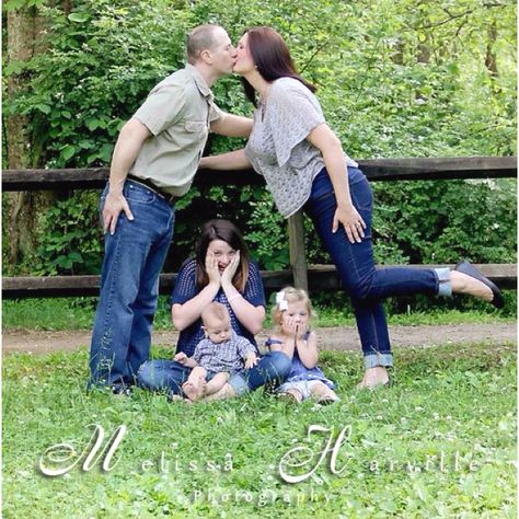 Family pictures Family Of Five, Sibling Photography, Family Of 5, Spring Family, Family Picture Poses, Family First, Mommy Style, Family Maternity, Family Posing