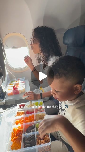 Lisbell Cruz on Instagram: "If you haven’t tried a snackle box this is your SIGN! I made myself one and it was perfect for the trip. The kids loved doing it with me and extra loved it in the plane 🙃✈️🍱  #snacklebox #planehacks #triphacks #trending #kidstravelinghacks #dominicanrepublic" Snackle Box Ideas For Kids Airplane, Snackle Box For Plane, Airplane Snacks For Toddlers, Snackle Box Ideas, Plane Snacks, Airplane Snacks, Snackle Box, In The Plane, Plane Ride