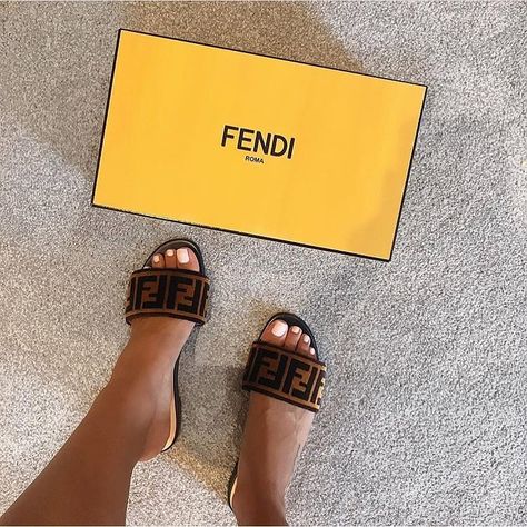 #Fendi Slides 🤩🙌 @velaire_footwear ✔️ Fendi Sandals, Cute Sandals, Louis Vuitton Shoes, Sport Sandals, Sneaker Heels, Shoe Lover, Shoe Game, Manolo Blahnik, Missoni