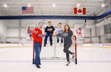 Hockey Family Photos, Hockey Family Pictures, Family Hockey Photo Ideas, Ice Rink Photoshoot, Fan Photoshoot, Hockey Photography, Hockey Family, Reflections Photography, Capitals Hockey