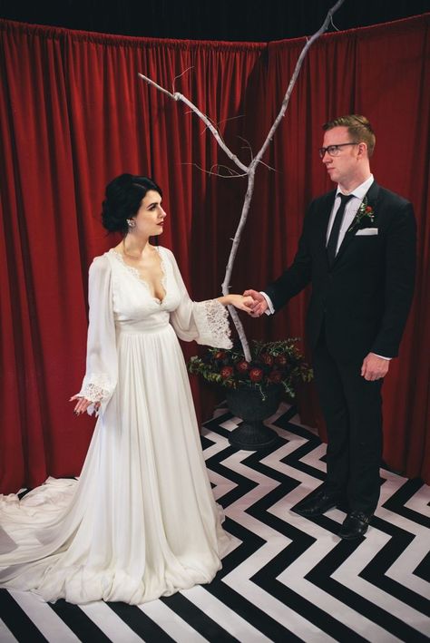 Spooky Wedding, Twin Peaks Inspired, Gothic Wedding Theme, Audrey Horne, Wedding Halloween, Unconventional Wedding Dress, Unique Wedding Ideas, Carolina Wedding, North Carolina Wedding