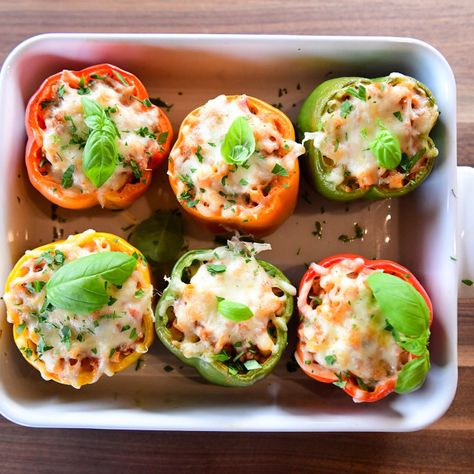 Pioneer Woman Stuffed Peppers, Pasta Stuffed Peppers, Italian Stuffed Peppers, Garlicky Shrimp, Stuffed Peppers With Rice, Sausage Marinara, Alpha Gal, Pepper Recipes, Pepper Recipe