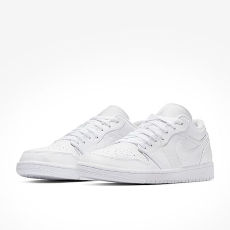 View and buy the Air Jordan 1 Low - White Jordan Air Jordan at Pro:Direct SOCCER. Available with next day delivery. Jordan 1 Low Triple White, Air Jordan 1 Low Unc, Air Jordan 1 Low White, Carolina Do Norte, White Jordans, Nike Air Jordan 1 Low, Buy Jordans, Jordan Air, Nike Air Jordan 1