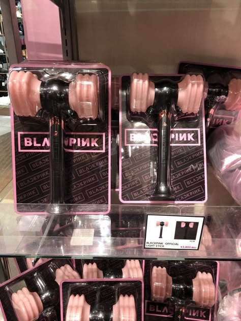 Concert Pink, Concert Blackpink, Blackpink Lightstick, Blackpink Square Up, Blink Book, Black Pink Background, Black Hair Kpop, Blackpink Memes, Blackpink Funny