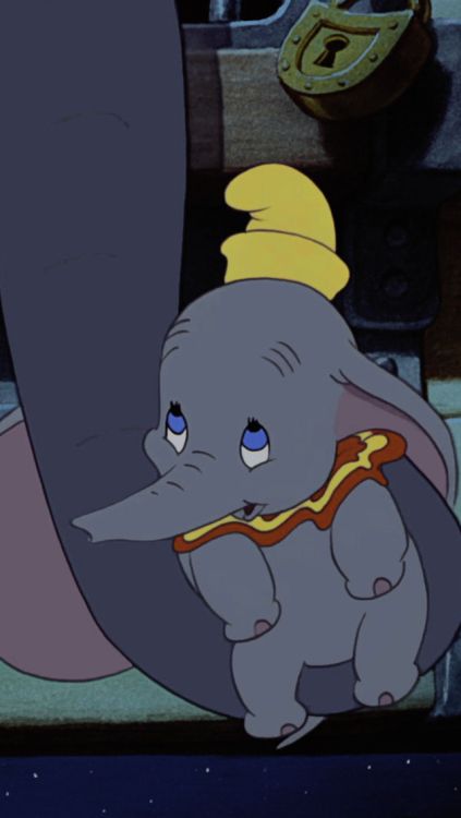 Elephant Iphone Wallpaper, Dumbo 1941, Background Disney, Dibujos Toy Story, Disney Cartoon Characters, Disney Wallpapers, Disney Phone Wallpaper, Old Disney, Disney Aesthetic