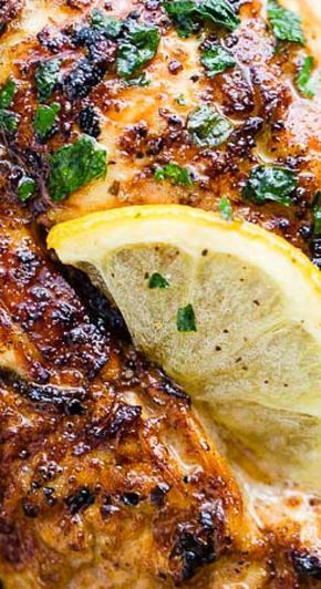 Lemon Bbq Chicken, Grilled Lemon Chicken Recipes, Lemon Marinade, Entrees Recipes, Best Grilled Chicken Recipe, The Best Grilled Chicken, Food Savoury, Best Grilled Chicken, Grilled Lemon Chicken