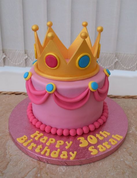 Princess Peach Bday Cake, Super Mario Birthday Party Cake Princess Peach, Princes Peach Cake Ideas, Peaches Mario Cake, Super Mario Princess Birthday Party, Princess Peach Birthday Cake Ideas, Princess Peaches Birthday Party, Princess Peach Centerpiece Ideas, Super Mario Princess Peach Birthday