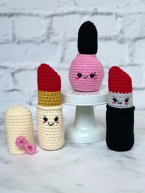 Three Makeup Sets To Crochet For Safe Playtime Fun! - KnitHacker Crochet A Plushie, Polish Crochet, Lego Crochet, Polish Pattern, Crochet Lego, Diy Crochet Hook, Kawaii Crochet, Crochet Pattern Amigurumi, Beginner Crochet Projects