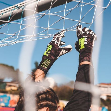 "NWP" Goalkeeper gloves on Instagram: “Feel confident in goal , make your team be confident in you ⚡️” Goalie Soccer Aesthetic, Goal Keeper Aesthetic, Goalkeeper Aesthetic, Time Illusion, Gloves Photography, Soccer Shoot, Keeper Gloves, Football Poses, Goal Keeper