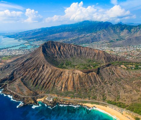 Climbing to the top of the Diamond Head crater rim is a popular activity for visitors to Oahu. Here's what you should know before you go. Diamond Head Hawaii, Things To Do On Oahu, Honolulu Zoo, Hawaii Itinerary, Diamond Head, Hawaiian Vacation, Family Vacations, Hawaii Vacation, Pearl Harbor