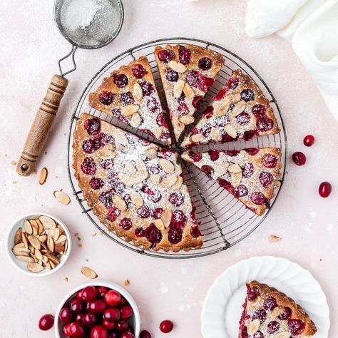 Frangipane Tart Recipe, Cranberry Treats, Almond Frangipane, Festive Holiday Desserts, Almond Flour Crust, Cranberry Tart, Sage Recipes, Almond Tart, Frangipane Tart