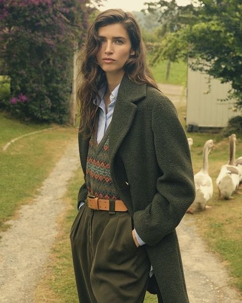 British Style Women Outfits, English Country Fashion, Countryside Fashion, Country Fashion, Heritage Fashion, Look Vintage, 가을 패션, Autumn Outfit, Work Attire