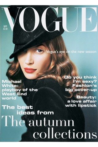 Christy Turlington's Vogue stories - the supermodel tells the tales behind her most famous covers Christy Turlington Style, Vogue British, Nadja Auermann, Vogue Magazine Covers, Stephanie Seymour, Vogue Archive, 90s Supermodels, Fashion Magazine Cover, Helena Christensen