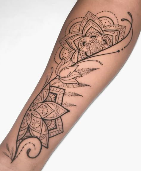 Mandala Tattoo Sleeve Women, Tato Mandala, Mandela Tattoo, Floral Mandala Tattoo, Mayan Tattoos, Mandala Tattoo Sleeve, Arm Sleeve Tattoos For Women, Quarter Sleeve Tattoos, Flower Tattoo Ideas